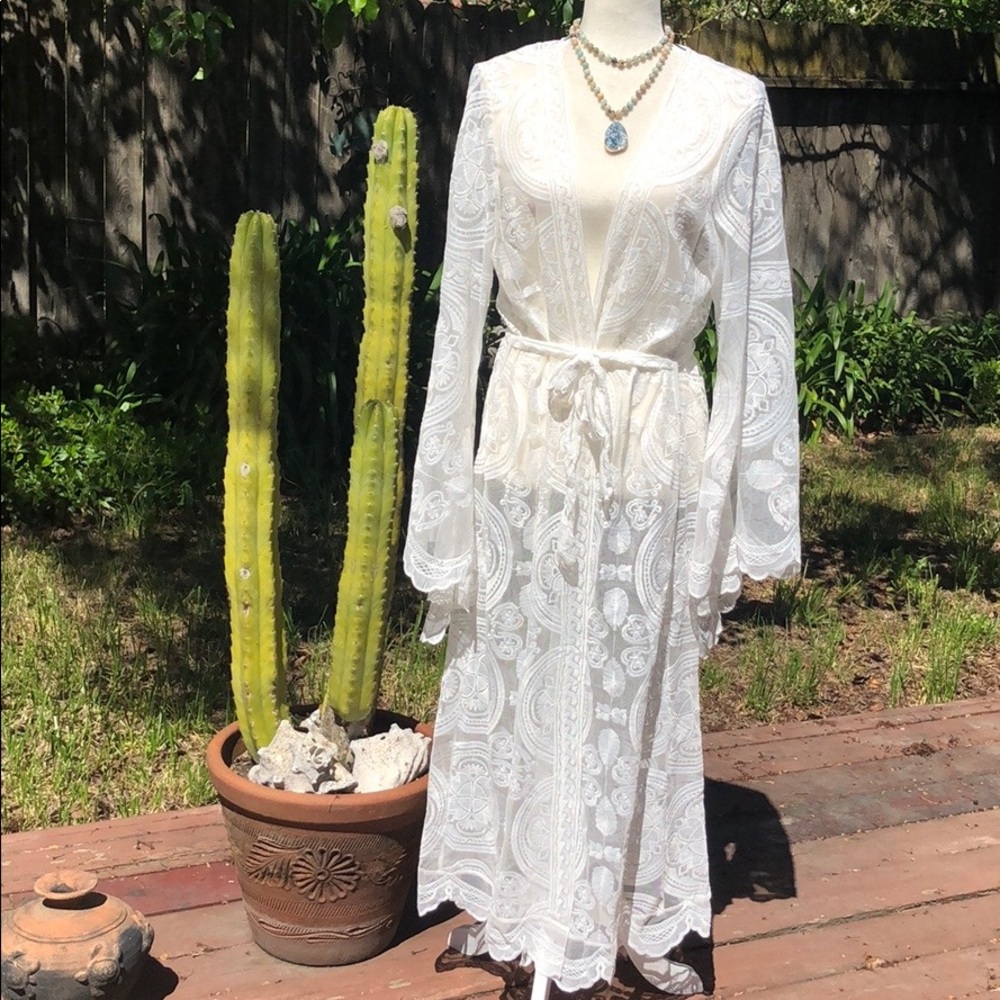 5 🌟Fave! Scalloped Lace Swim Kaftan / Kimono - Picture 4 of 9